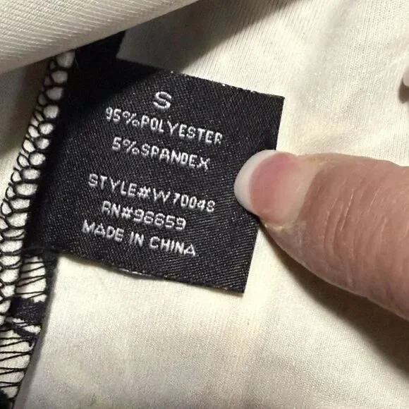 W118 By Walter Baker Print Shift Mini Dress size Small Poly Spandex Blend - Picture 4 of 4